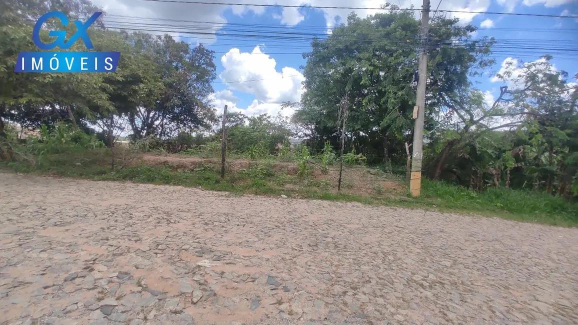 Foto 2 de Terreno / Lote à venda, 527m2 em Esmeraldas - MG