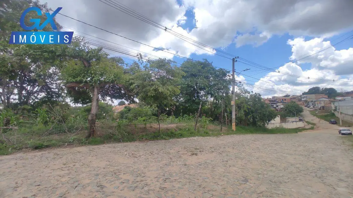 Foto 5 de Terreno / Lote à venda, 527m2 em Esmeraldas - MG