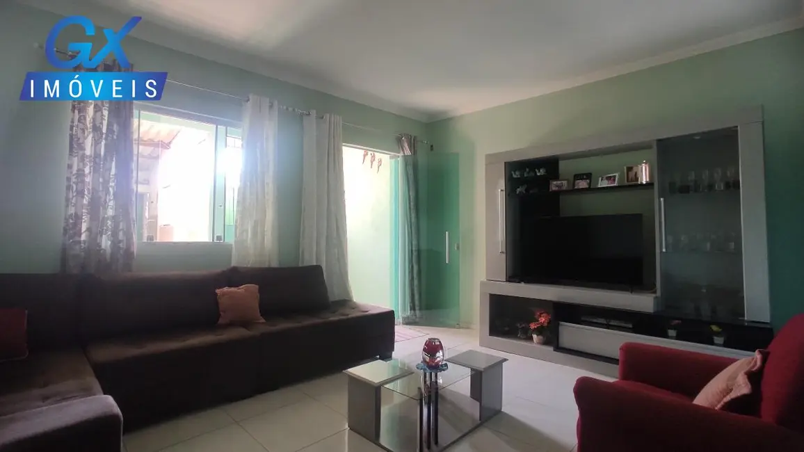 Foto 7 de Casa com 6 quartos à venda, 80m2 em Esmeraldas - MG