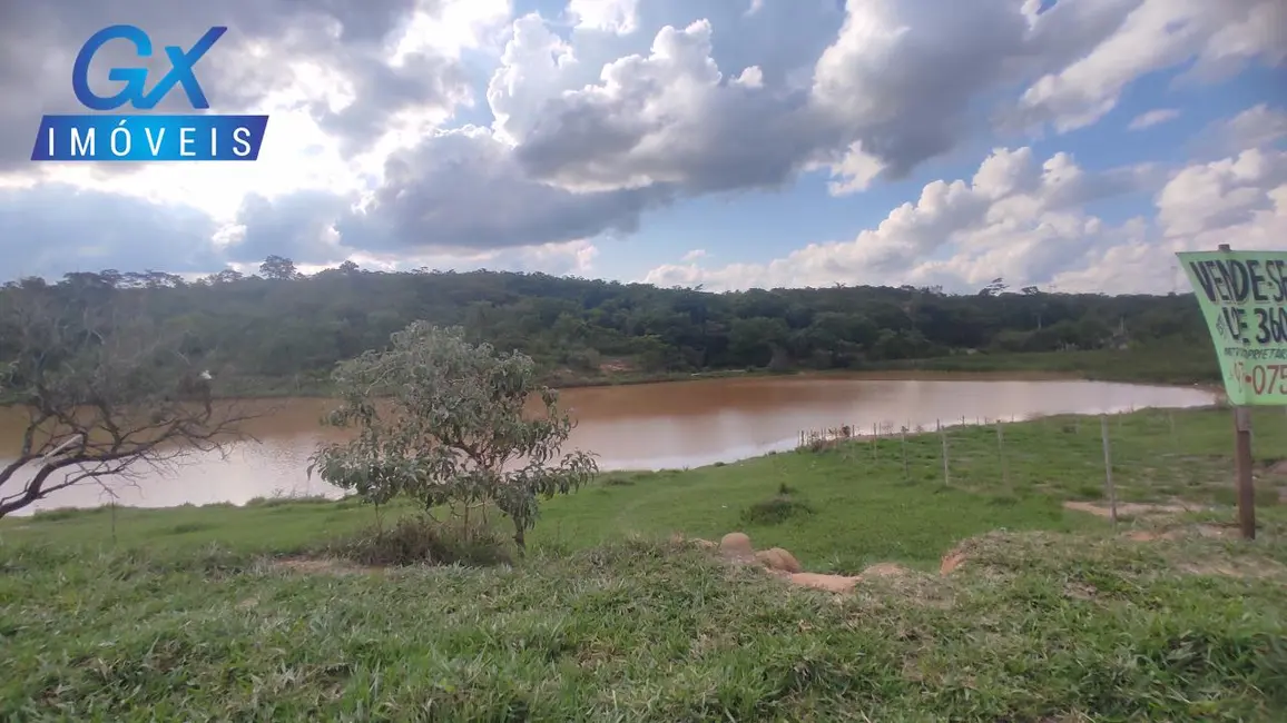 Foto 1 de Terreno / Lote à venda, 360m2 em Esmeraldas - MG