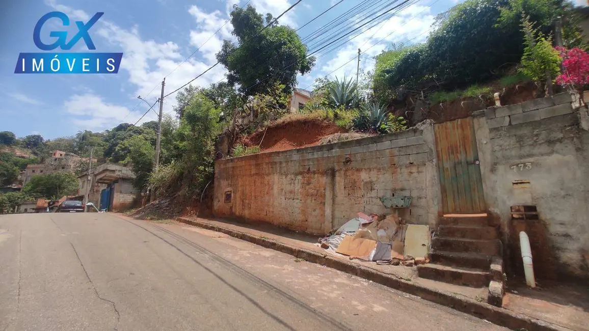Foto 2 de Casa à venda, 360m2 em Menezes (Justinópolis), Ribeirao Das Neves - MG
