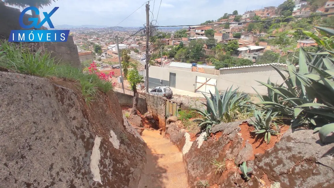 Foto 6 de Casa à venda, 360m2 em Menezes (Justinópolis), Ribeirao Das Neves - MG