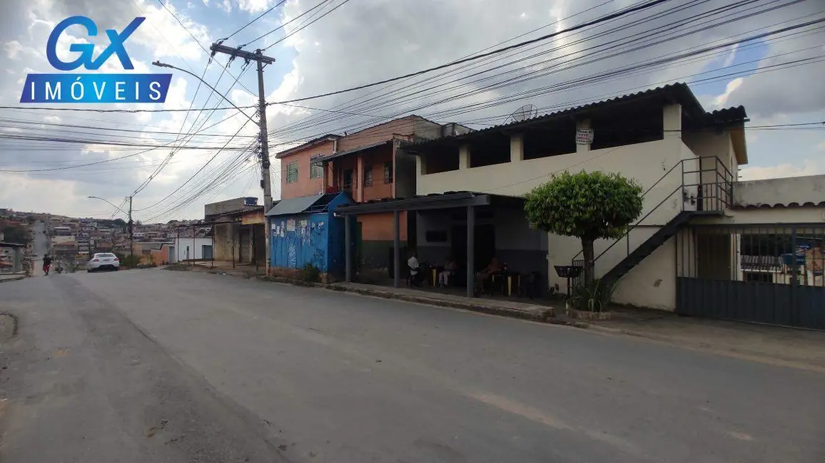 Foto 2 de Casa com 5 quartos à venda, 210m2 em Florença, Ribeirao Das Neves - MG