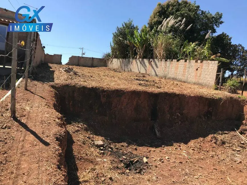 Foto 4 de Terreno / Lote à venda, 513m2 em Esmeraldas - MG