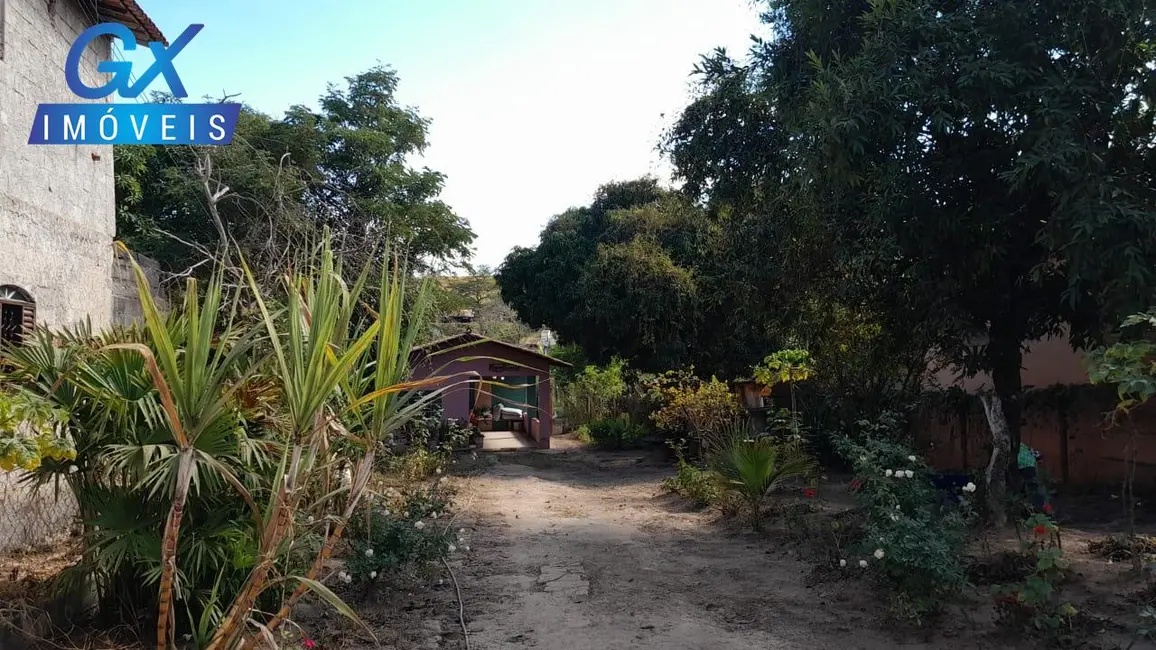 Foto 3 de Casa com 2 quartos à venda, 68m2 em Esmeraldas - MG