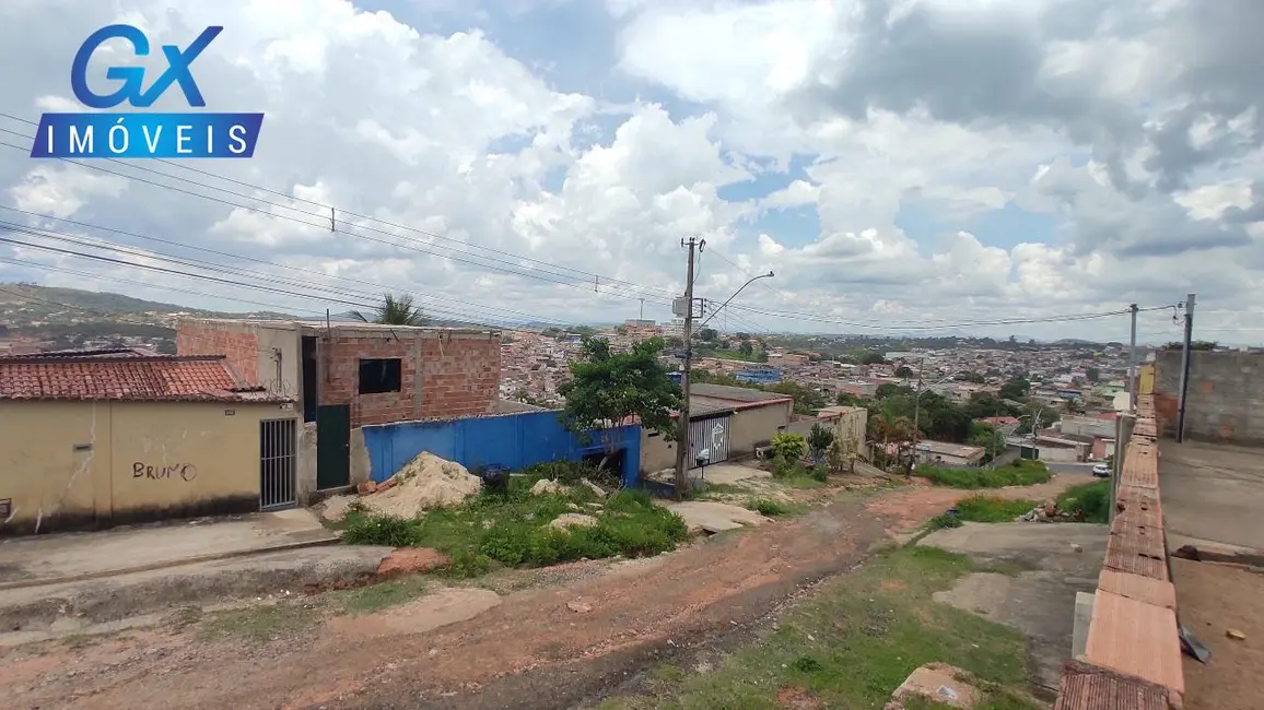 Foto 5 de Casa com 3 quartos à venda, 120m2 em Florença, Ribeirao Das Neves - MG