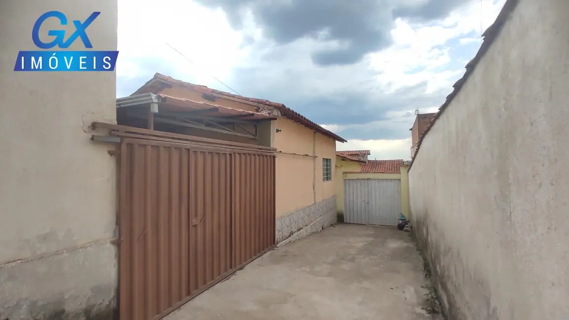 Foto 8 de Casa com 2 quartos à venda, 100m2 em Esmeraldas - MG