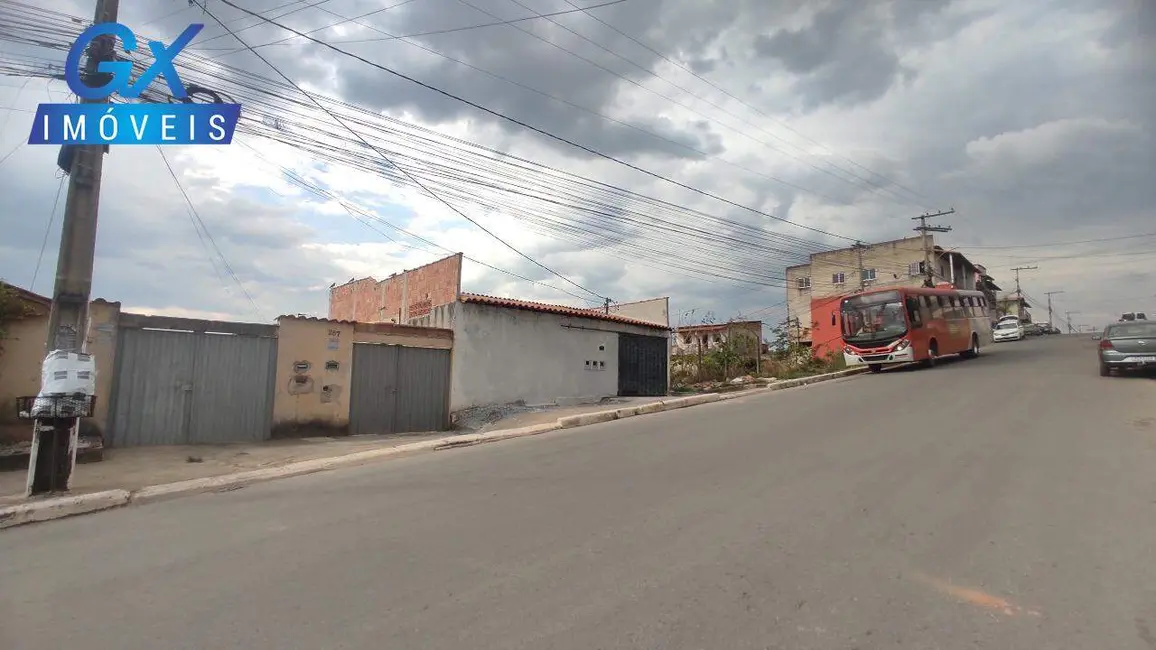 Foto 4 de Casa com 2 quartos à venda, 100m2 em Esmeraldas - MG