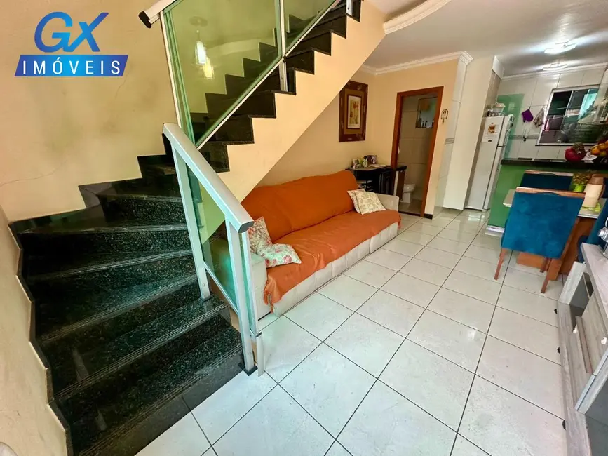 Foto 3 de Casa com 2 quartos à venda, 67m2 em Contagem - MG