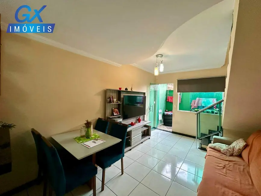 Foto 1 de Casa com 2 quartos à venda, 67m2 em Contagem - MG