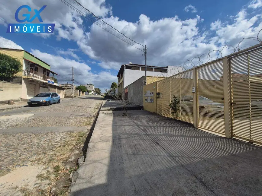 Foto 2 de Apartamento com 2 quartos à venda, 53m2 em Florença, Ribeirao Das Neves - MG