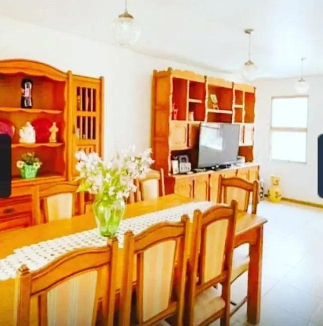 Foto 4 de Casa com 4 quartos à venda, 170m2 em Atibaia Jardim, Atibaia - SP