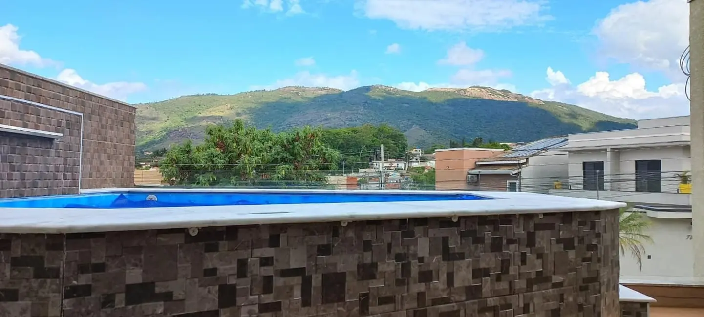 Foto 1 de Casa com 3 quartos à venda, 200m2 em Jardim Maristela, Atibaia - SP