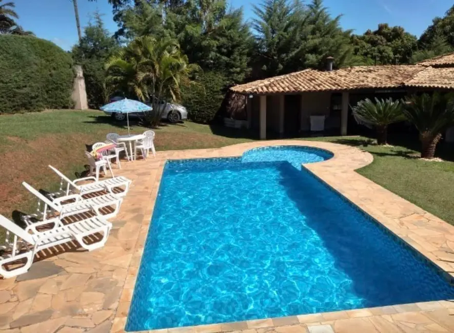 Foto 3 de Chácara com 2 quartos à venda, 250m2 em Chácara Santa Cruz dos Pires, Itatiba - SP