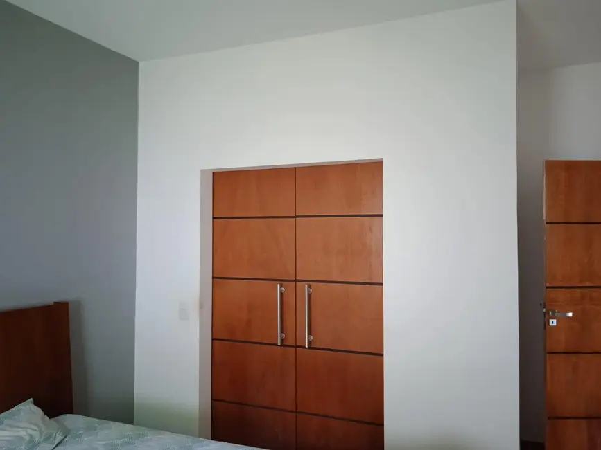 Foto 4 de Casa com 3 quartos à venda, 1000m2 em Jardim Brasil, Atibaia - SP