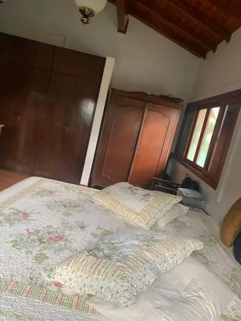 Foto 3 de Casa de Condomínio com 3 quartos à venda, 400m2 em Atibaia - SP