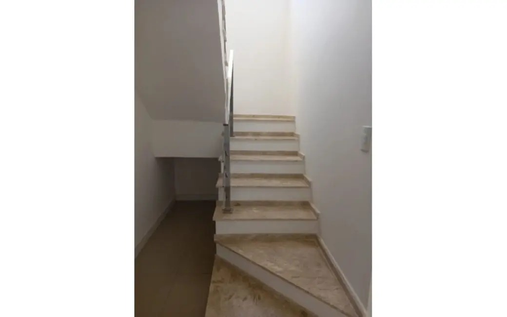 Casa com 3 quartos à venda, 140m2 em Jardim Paulista, Atibaia - SP - imagem 4 Foto 4 de Casa com 3 quartos à venda, 140m2 em Jardim Paulista, Atibaia - SP