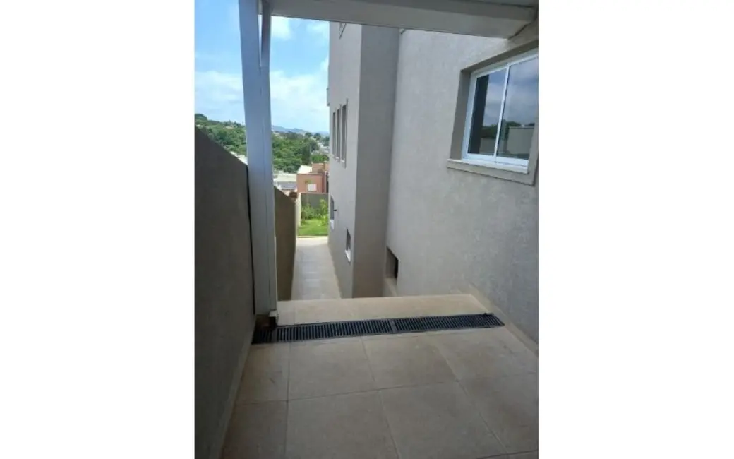 Casa com 3 quartos à venda, 140m2 em Jardim Paulista, Atibaia - SP - imagem 3 Foto 3 de Casa com 3 quartos à venda, 140m2 em Jardim Paulista, Atibaia - SP