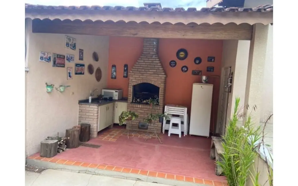 Foto 2 de Casa com 3 quartos à venda, 229m2 em Jardim do Lago, Atibaia - SP