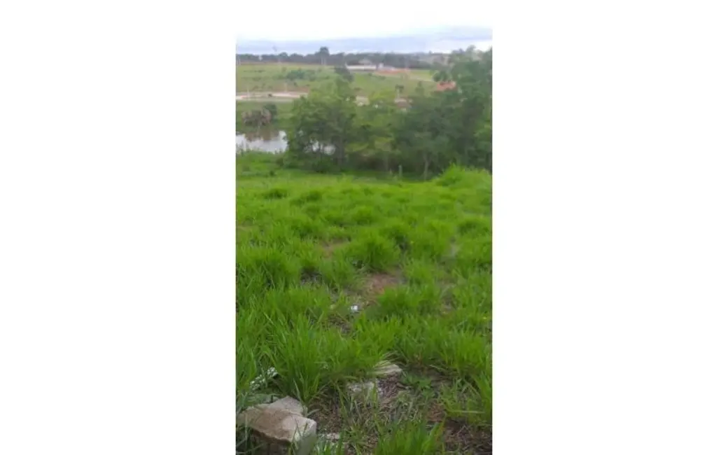 Foto 1 de Terreno / Lote à venda, 175m2 em Atibaia - SP