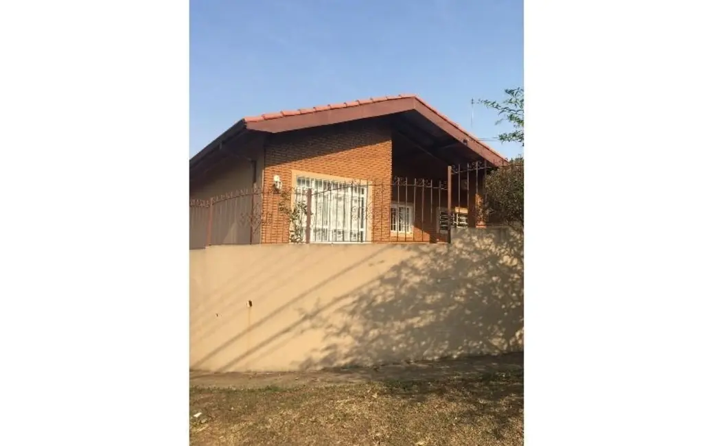 Foto 2 de Casa com 2 quartos à venda, 92m2 em Atibaia - SP