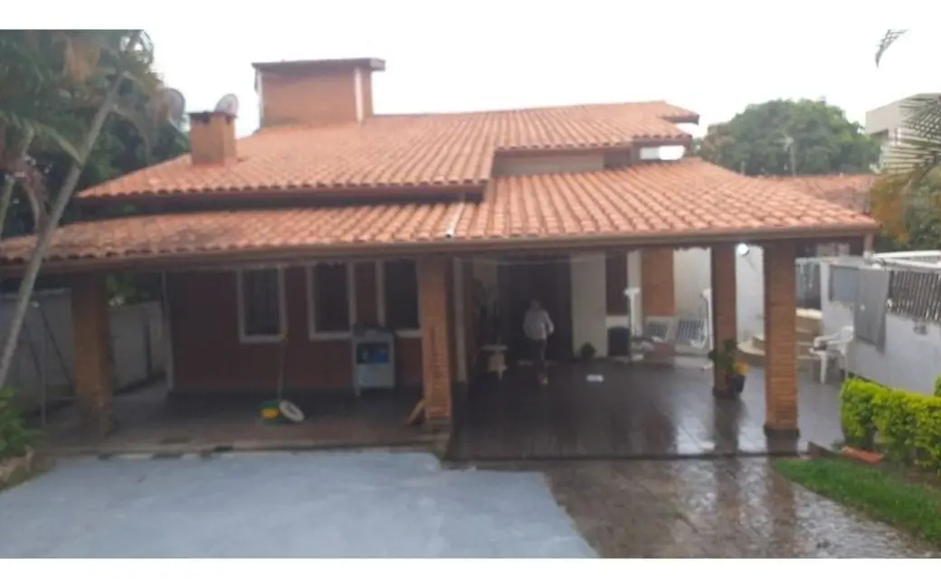 Foto 1 de Casa com 3 quartos à venda, 510m2 em Jardim dos Pinheiros, Atibaia - SP