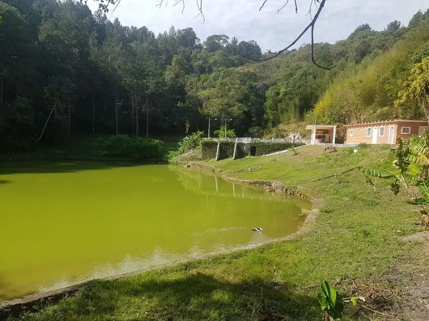 Sítio / Rancho com 4 quartos à venda, 120m2 em Itapetinga, Atibaia - SP - imagem 5 Foto 5 de Sítio / Rancho com 4 quartos à venda, 120m2 em Itapetinga, Atibaia - SP