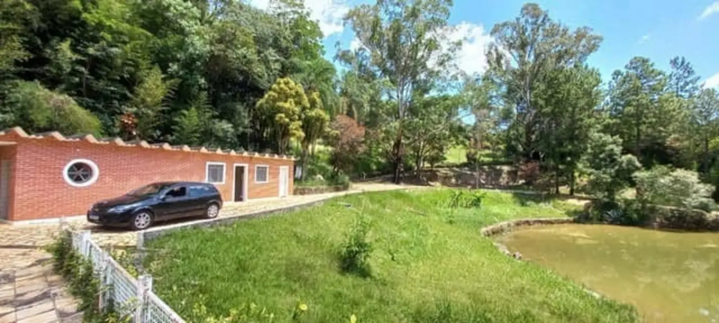 Sítio / Rancho com 4 quartos à venda, 120m2 em Itapetinga, Atibaia - SP - imagem 7 Foto 7 de Sítio / Rancho com 4 quartos à venda, 120m2 em Itapetinga, Atibaia - SP