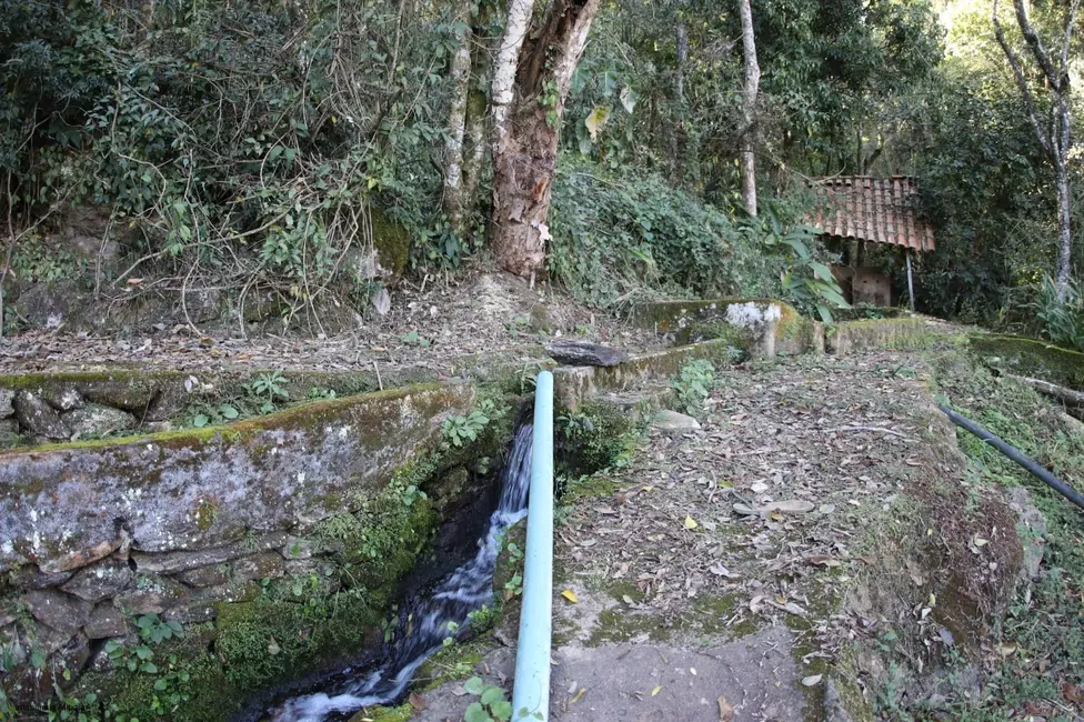 Foto 8 de Sítio / Rancho à venda, 2000m2 em Parque Flamboyant, Amparo - SP