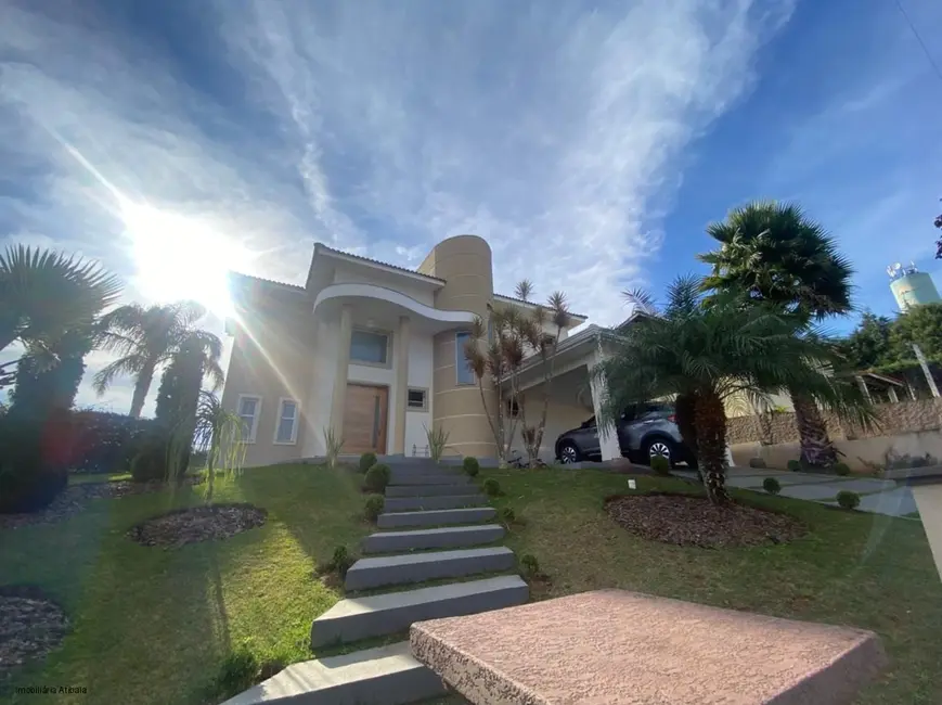 Foto 1 de Casa de Condomínio com 3 quartos à venda, 320m2 em Bom Jesus Dos Perdoes - SP