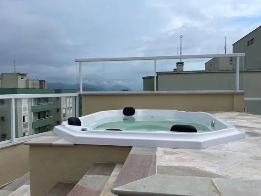 Foto 2 de Cobertura com 3 quartos à venda, 206m2 em Ubatuba - SP