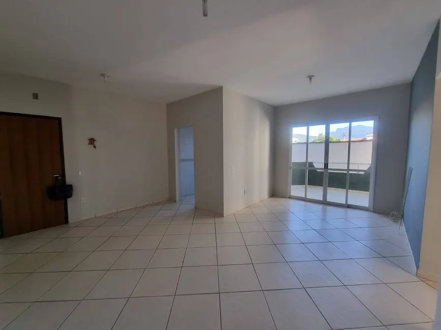 Foto 2 de Apartamento com 2 quartos à venda e para alugar, 83m2 em Ubatuba - SP