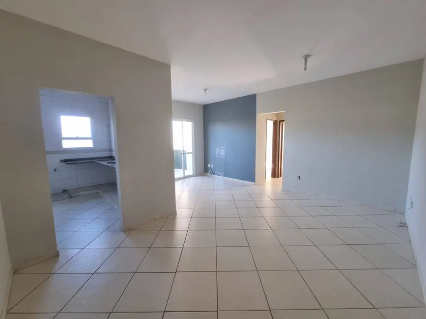 Foto 1 de Apartamento com 2 quartos à venda e para alugar, 83m2 em Ubatuba - SP