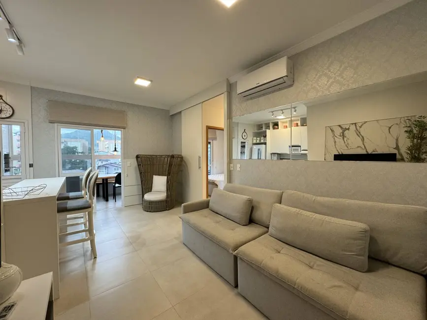 Foto 3 de Apartamento com 3 quartos à venda, 100m2 em Ubatuba - SP