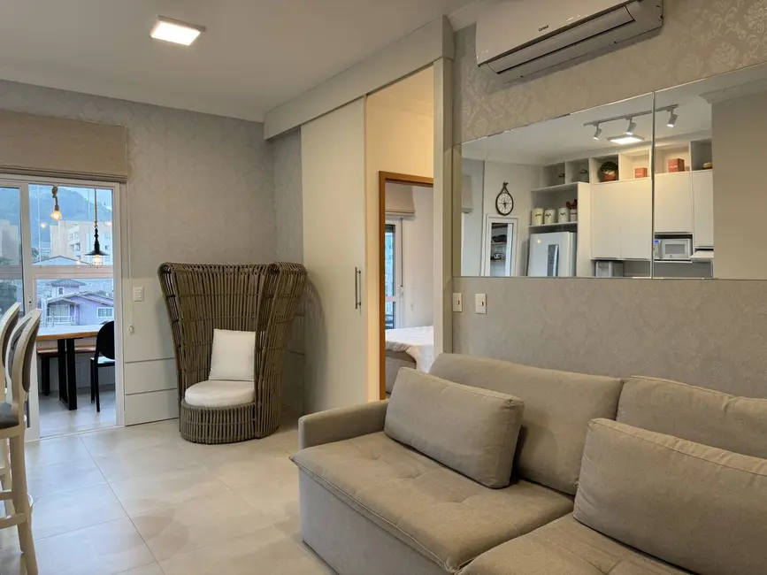 Foto 4 de Apartamento com 3 quartos à venda, 100m2 em Ubatuba - SP