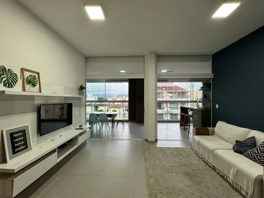 Apartamento com 2 quartos para alugar, 80m2 em Ubatuba - SP - imagem 4 Foto 4 de Apartamento com 2 quartos para alugar, 80m2 em Ubatuba - SP