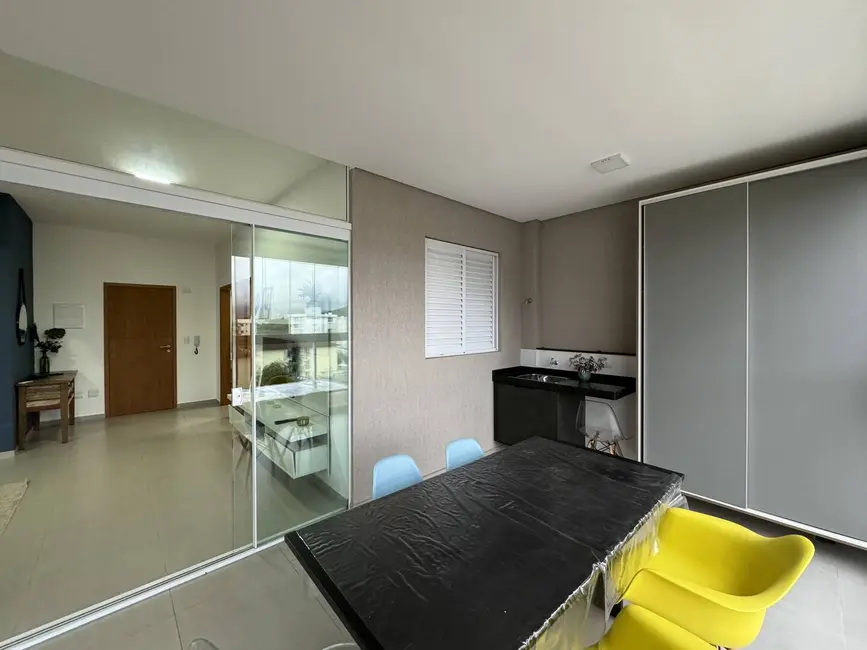 Apartamento com 2 quartos para alugar, 80m2 em Ubatuba - SP - imagem 7 Foto 7 de Apartamento com 2 quartos para alugar, 80m2 em Ubatuba - SP