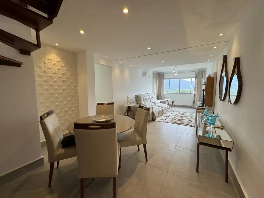 Foto 3 de Apartamento com 3 quartos à venda, 160m2 em Ubatuba - SP