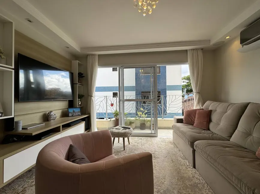 Foto 2 de Apartamento com 3 quartos à venda, 134m2 em Ubatuba - SP