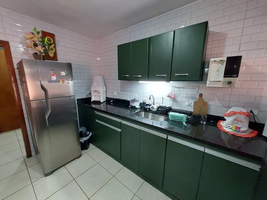 Foto 4 de Casa com 2 quartos à venda, 86m2 em Ubatuba - SP