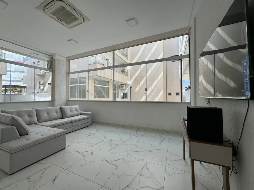 Foto 25 de Apartamento à venda, 73m2 em Ubatuba - SP