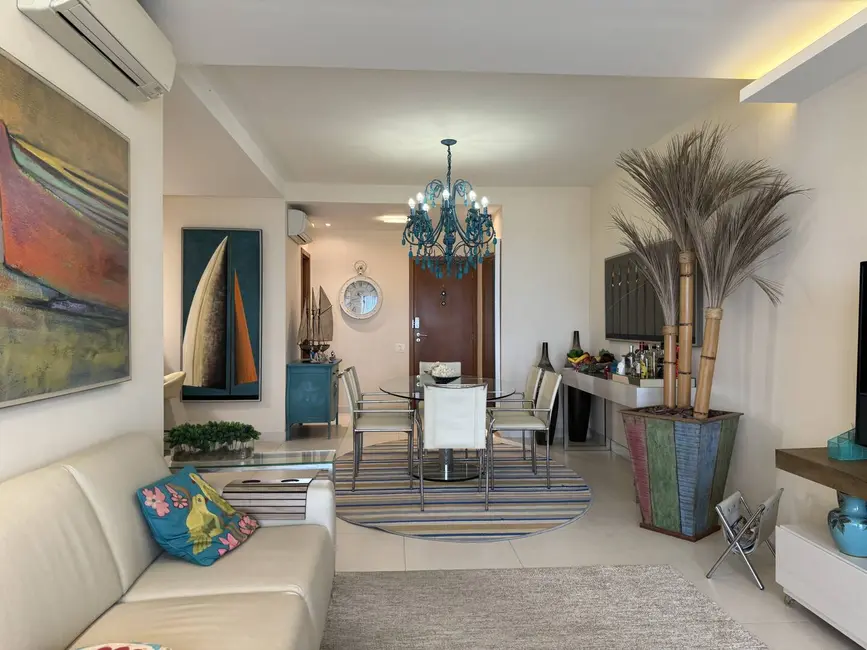 Apartamento com 3 quartos à venda, 147m2 em Ubatuba - SP - imagem 3 Foto 3 de Apartamento com 3 quartos à venda, 147m2 em Ubatuba - SP