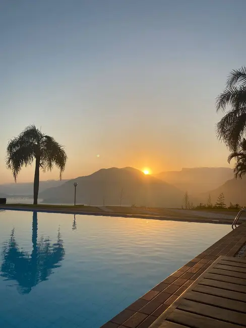 Foto 1 de Apartamento com 3 quartos à venda em Ubatuba - SP