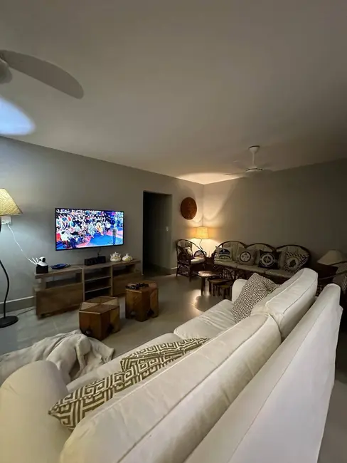 Foto 5 de Apartamento com 3 quartos à venda em Ubatuba - SP