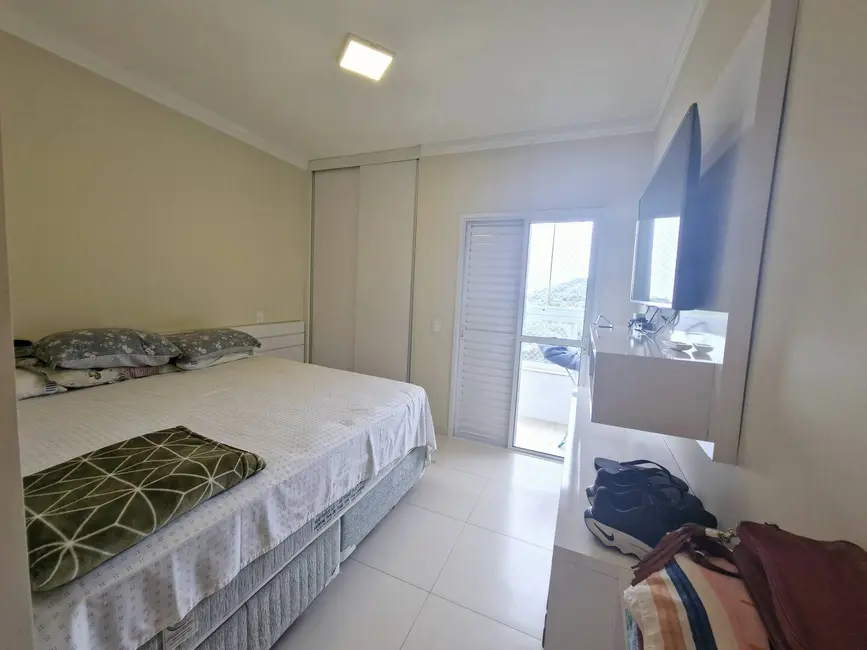Foto 9 de Apartamento com 2 quartos à venda em Ubatuba - SP
