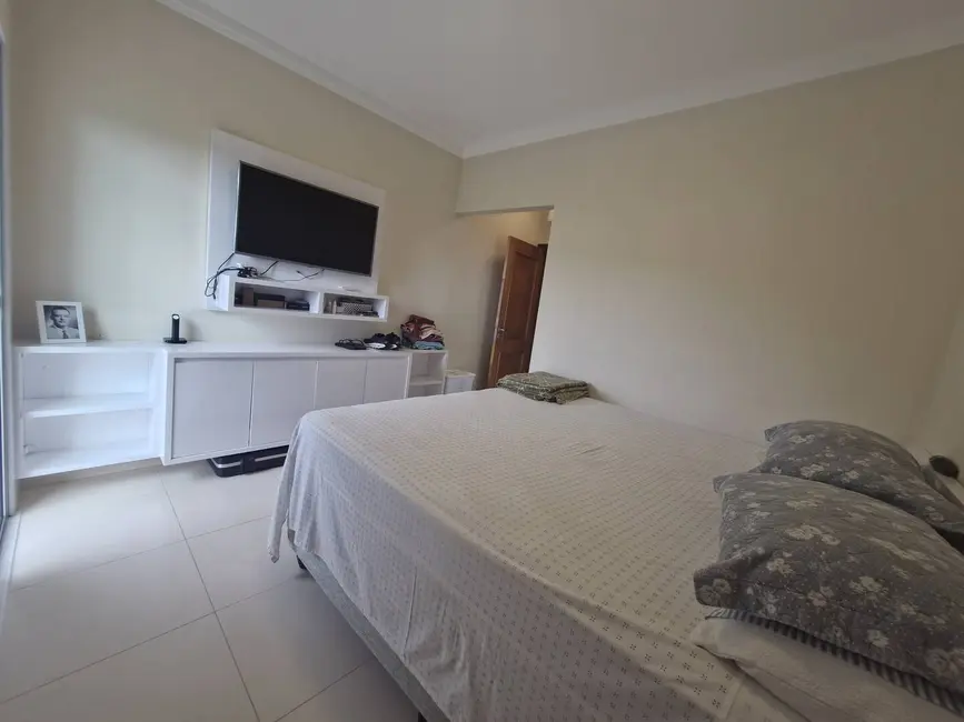 Foto 7 de Apartamento com 2 quartos à venda em Ubatuba - SP
