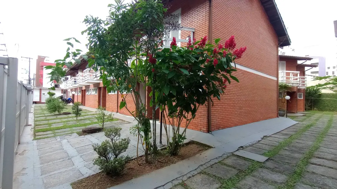 Foto 1 de Apartamento com 2 quartos à venda, 60m2 em Ubatuba - SP