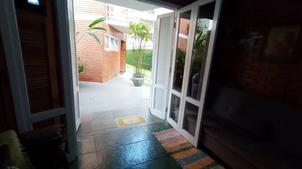 Foto 7 de Apartamento com 2 quartos à venda, 60m2 em Ubatuba - SP