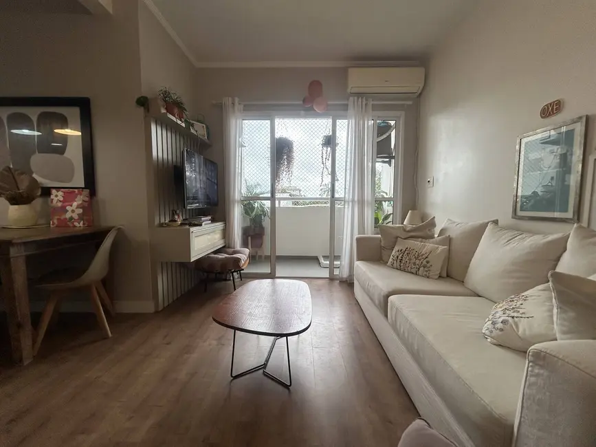 Foto 2 de Apartamento com 3 quartos à venda, 81m2 em Centro, Ubatuba - SP