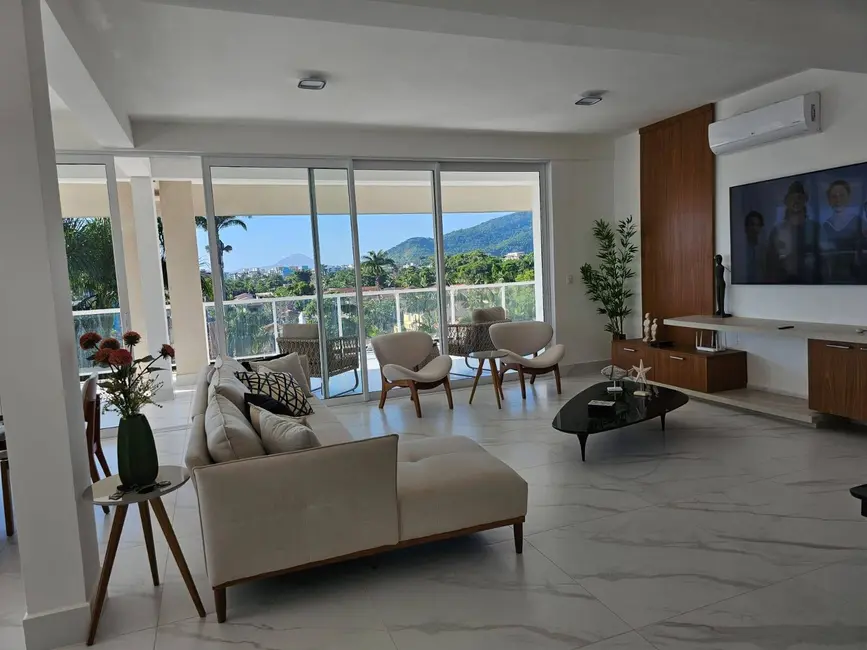 Foto 2 de Apartamento com 3 quartos à venda, 500m2 em Ubatuba - SP